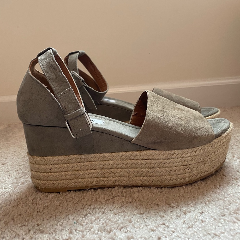 Steve Madden Wedges
